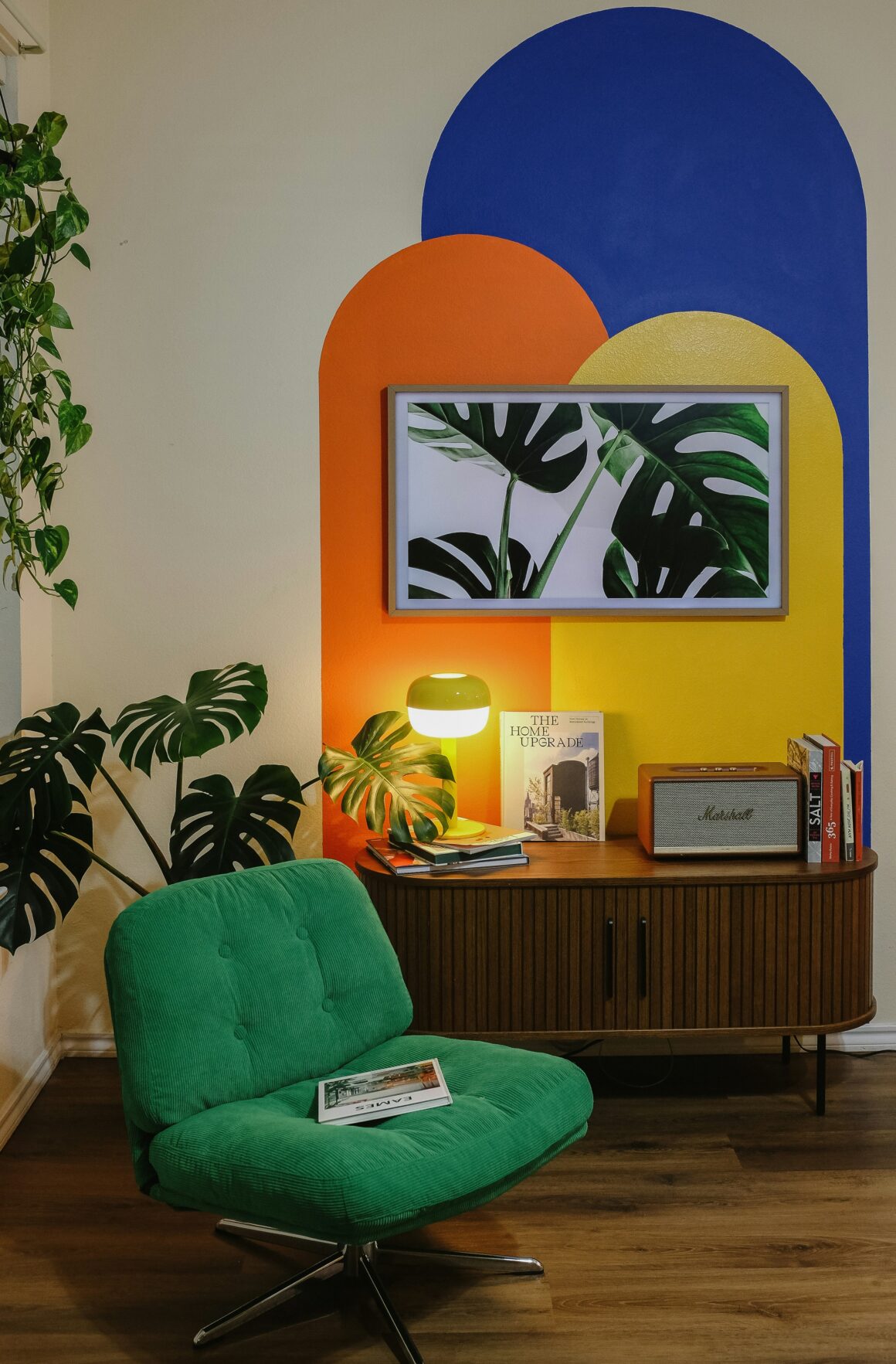 Styling a cookie-cutter apartment with an accent wall